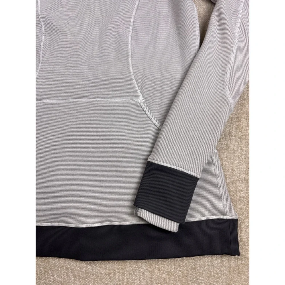 Lululemon Athletica Grey Striped Scuba Neck Gaiter Hoodie Womens 8 Activewear